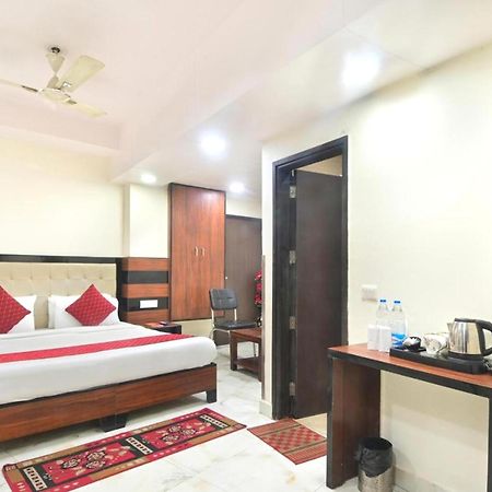 Hotel Emporio View - New Delhi Railway Station - Paharganj Luaran gambar