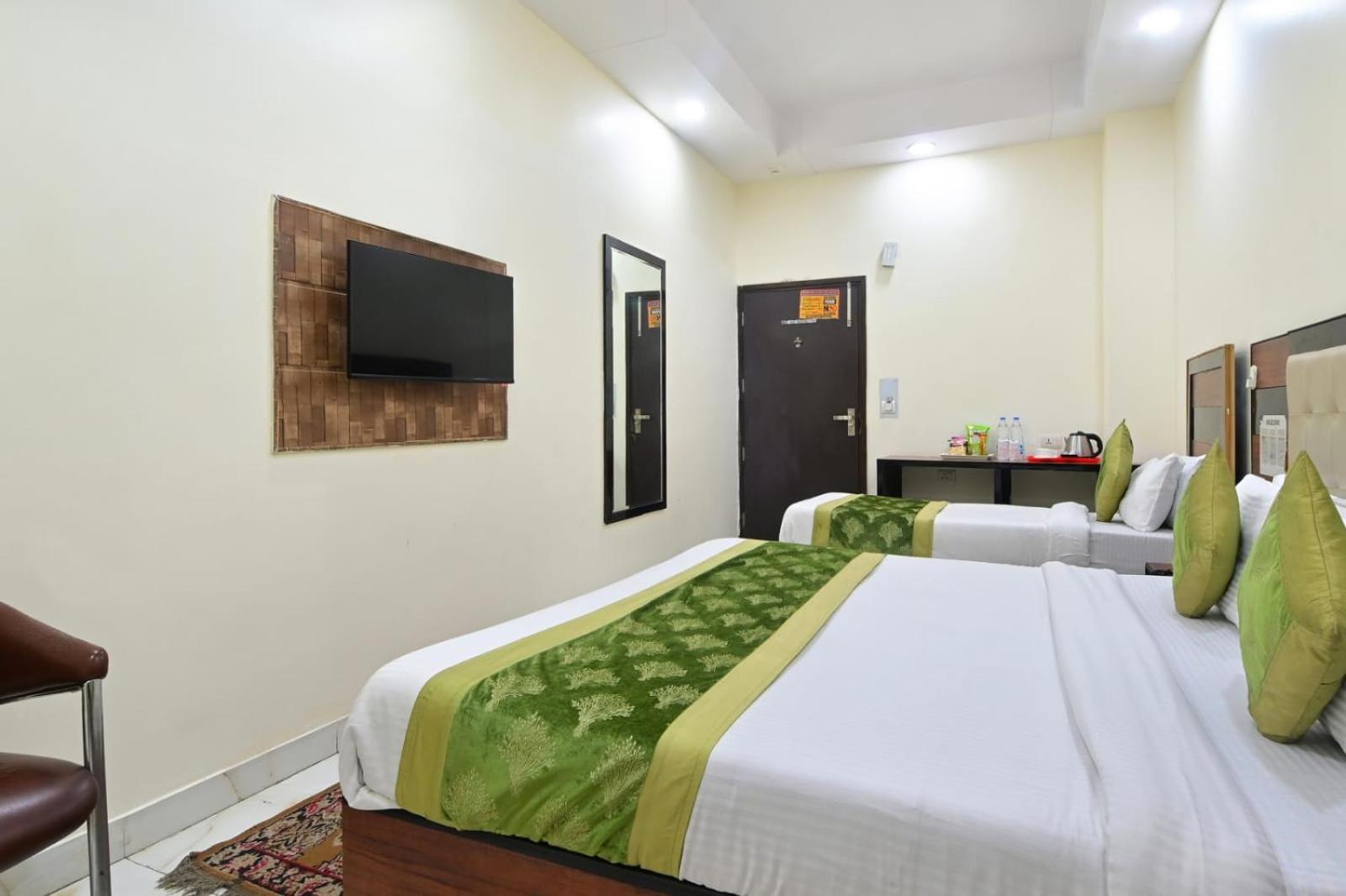 Hotel Emporio View - New Delhi Railway Station - Paharganj Luaran gambar