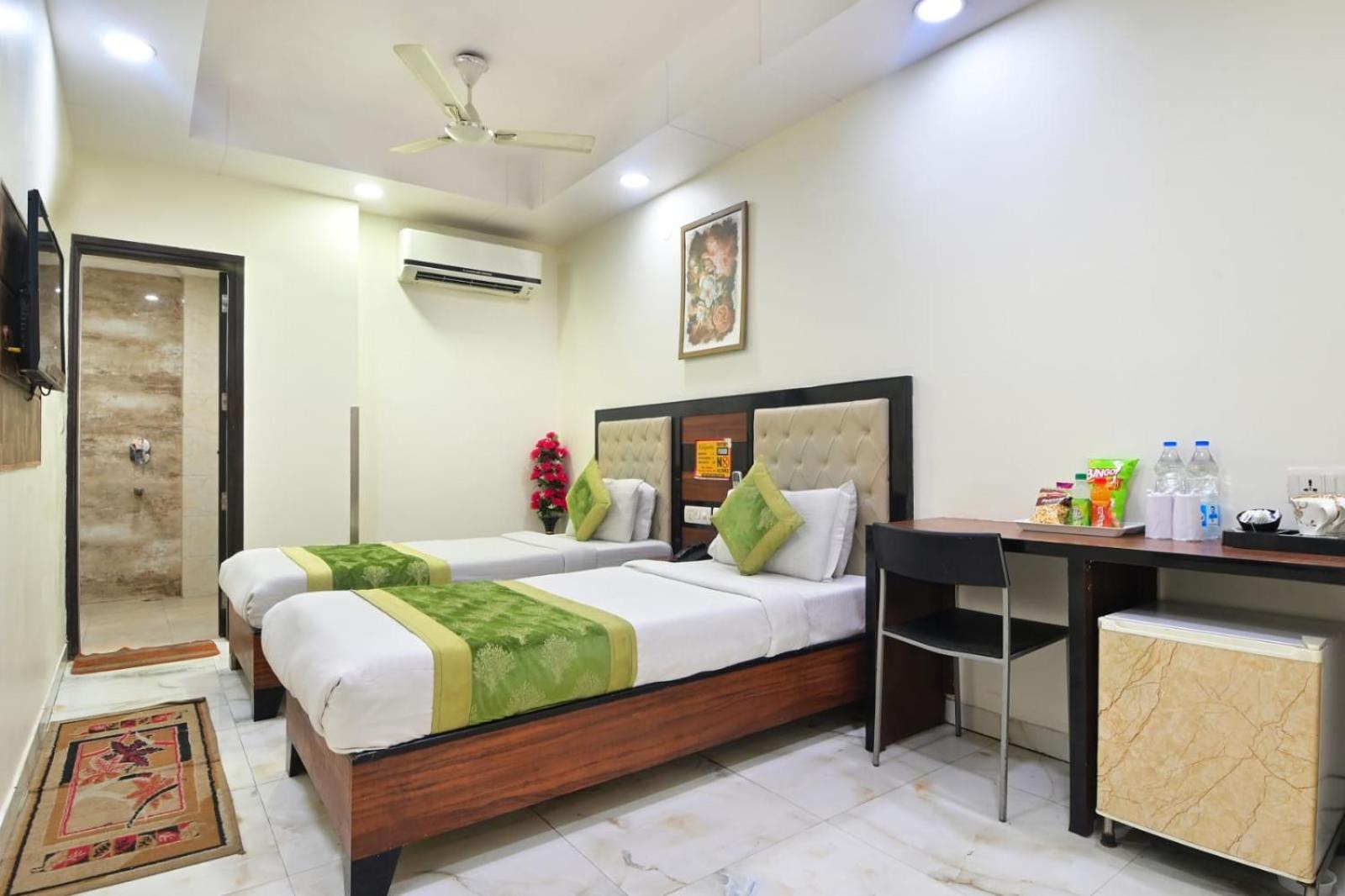 Hotel Emporio View - New Delhi Railway Station - Paharganj Luaran gambar