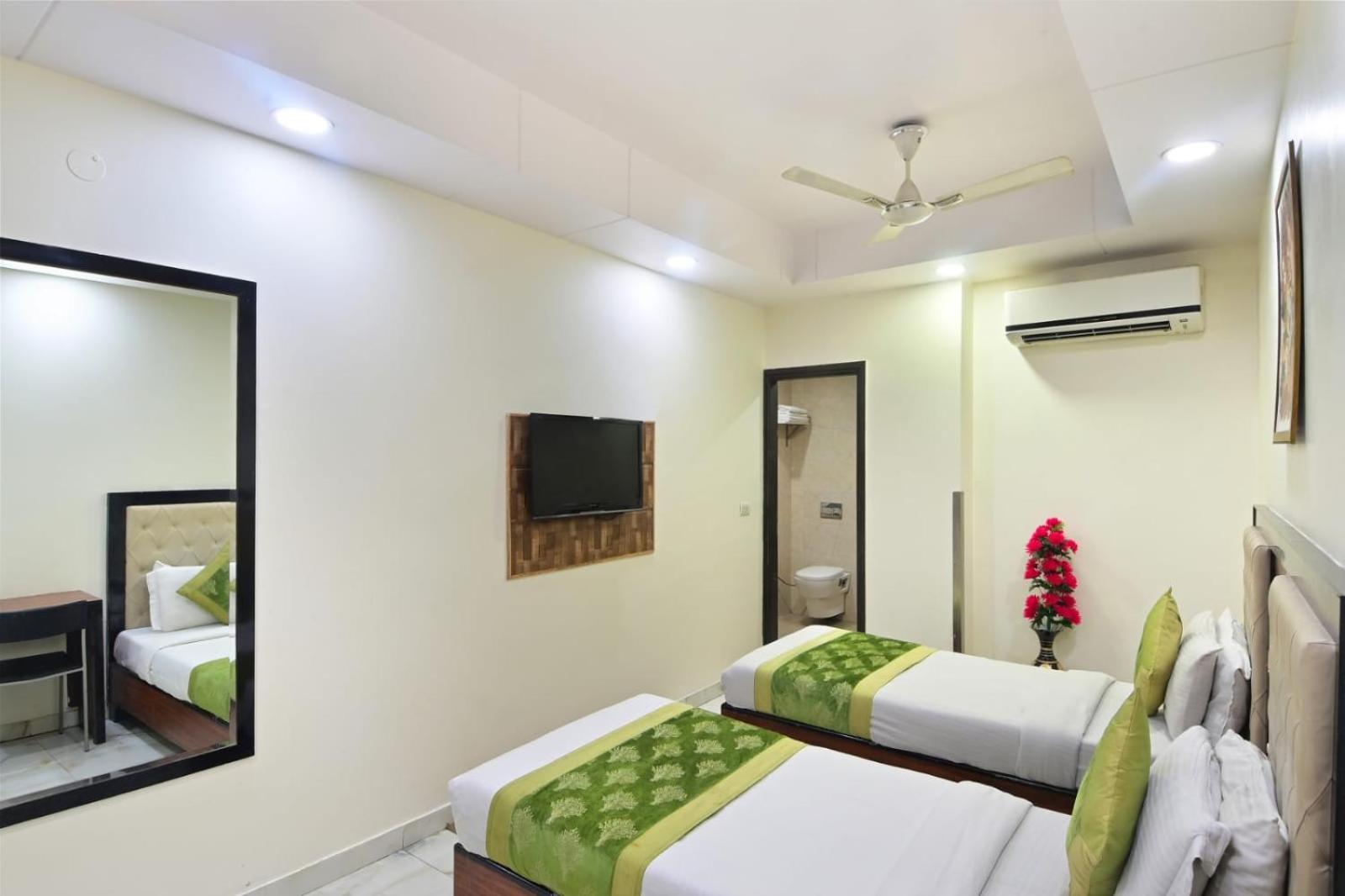 Hotel Emporio View - New Delhi Railway Station - Paharganj Luaran gambar